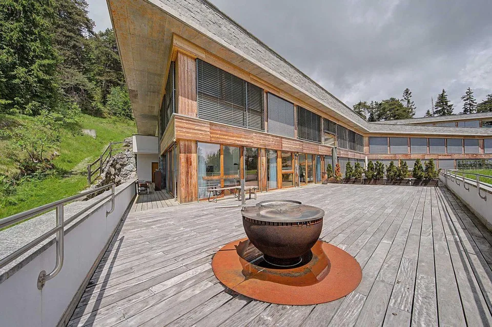 ALPINE FERIENWOHNUNG MIT TRAUMTERRASSE UND SPA