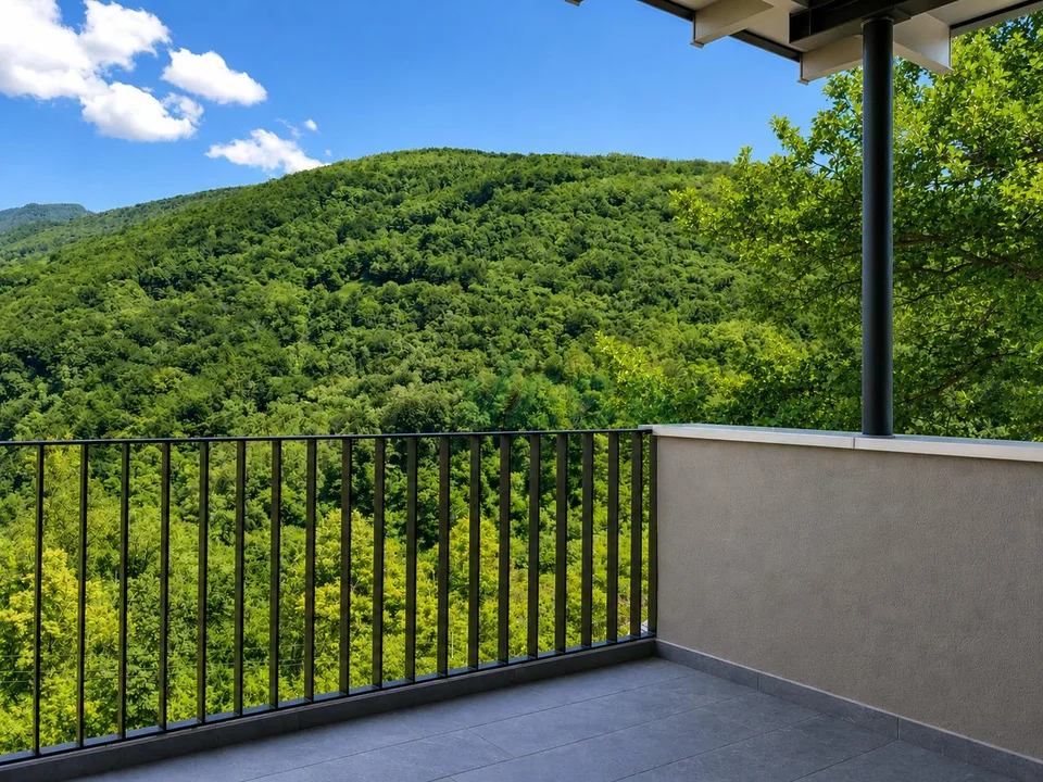 Confortevole e spaziosa villa moderna in posizione idilliaca