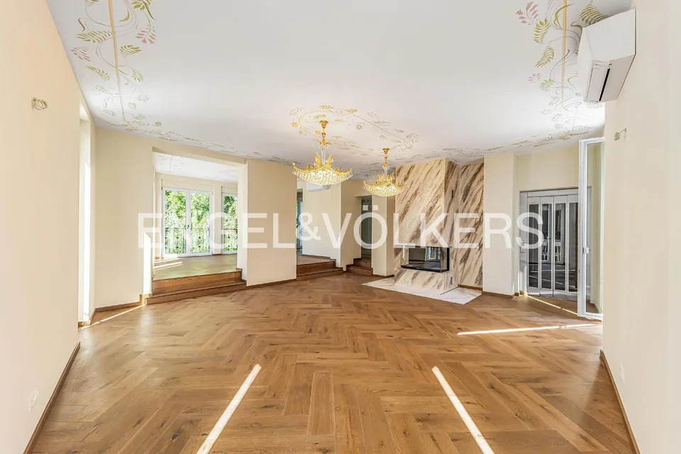 Elegante Villa in exklusivem Umfeld in Lugano