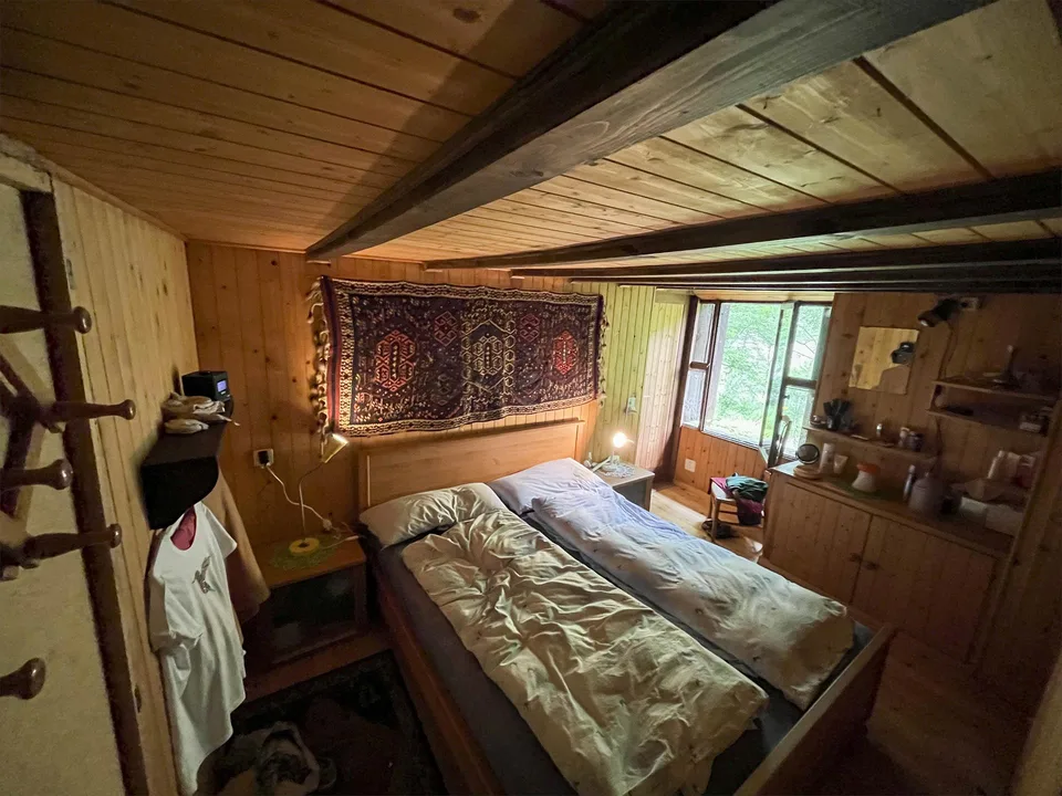 Maisons rustiques originales immergées dans le vert – photo 10 sur 14