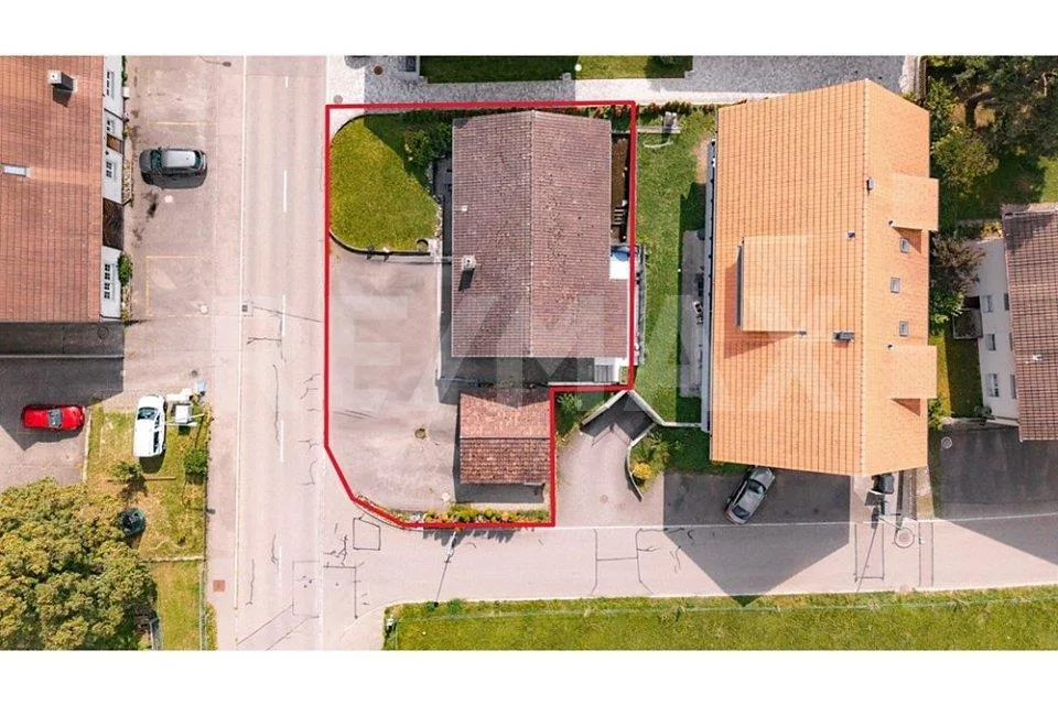 Vivere o Investire | Casa a due famiglie spaziosa con grande potenziale