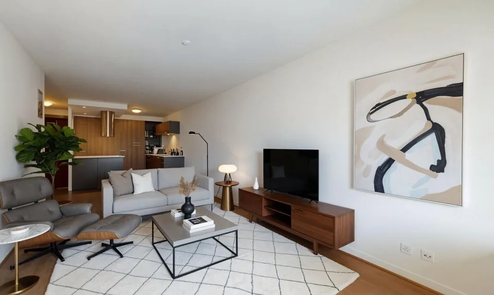 zeitgenössische Wohnung in der Nähe des Stadtzentrums