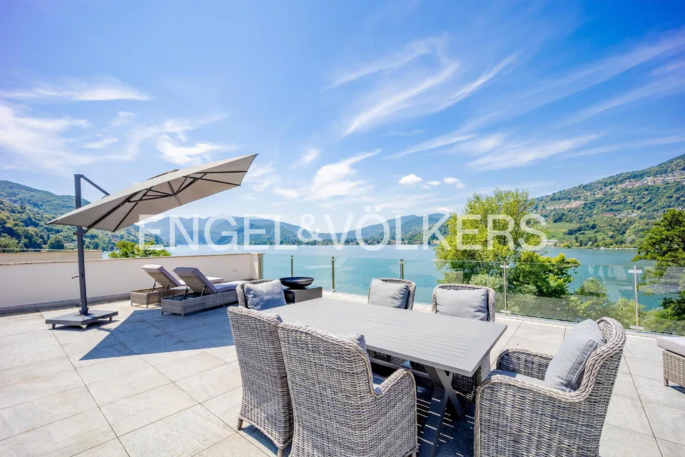 Hochwertiges Penthouse am See mit Dachterrasse