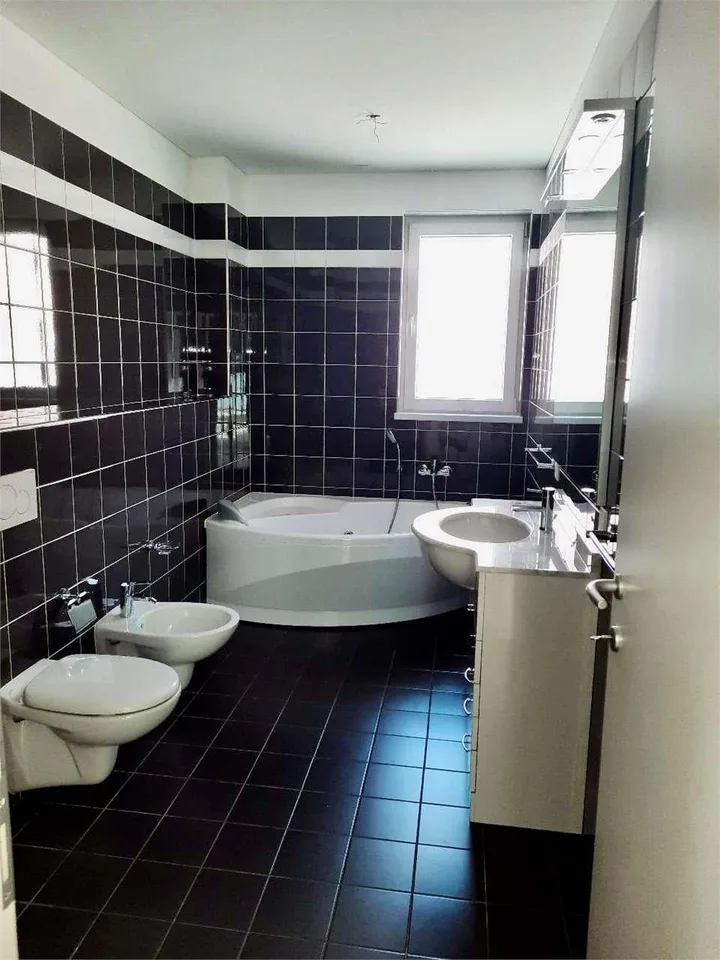 Appartement confortable avec services au dernier étage