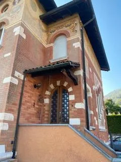 Affascinante casa d’epoca con giardino a Tesserete