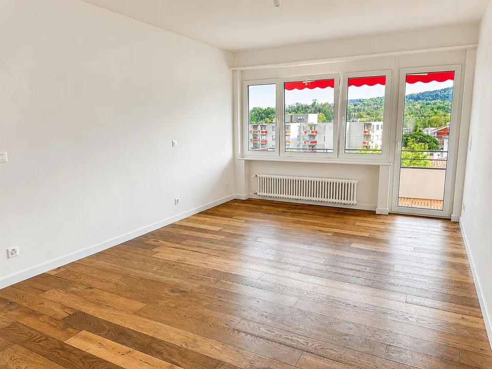 Elegantes 4.5-Zimmer-Wohnung in schöner Wohngegend in Stabio – Foto 7 von 11