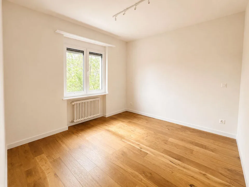 Elegantes 4.5-Zimmer-Wohnung in schöner Wohngegend in Stabio – Foto 9 von 11