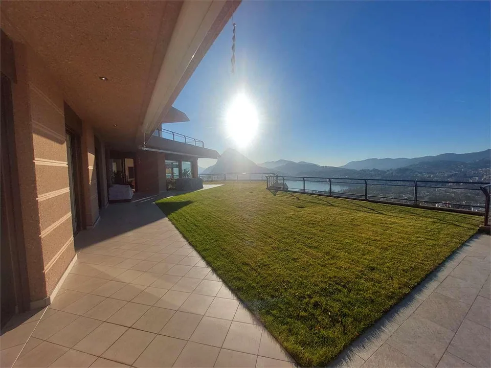 2568_Ruvigliana, splendido appartamento vista lago