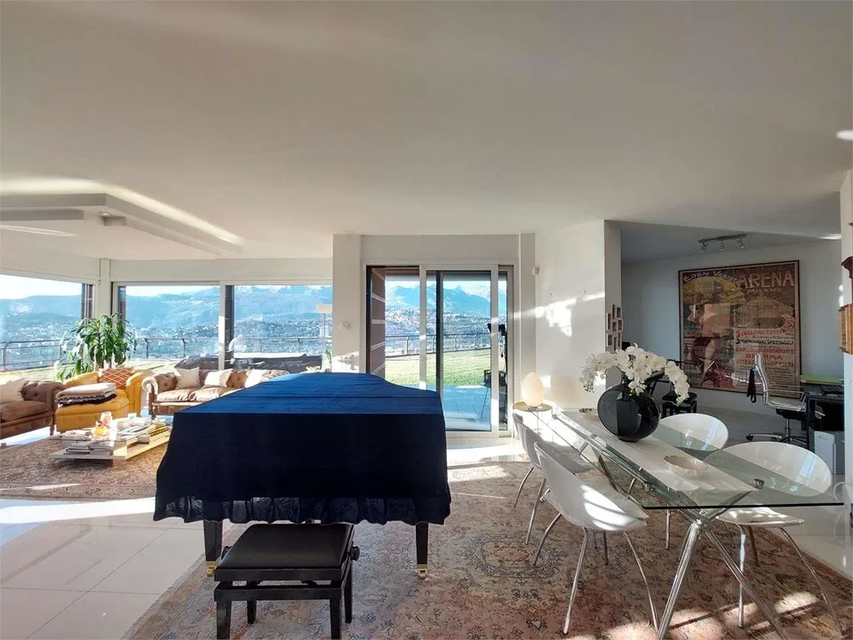 2568_Ruvigliana, prächtige Wohnung mit Seeblick