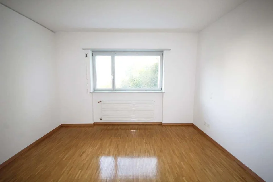 Lugano Pazzallo: modernes 4,5-Zimmer-Wohnung mit Seeblick
