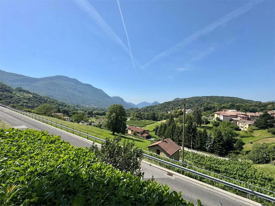 Einzelhof-Villa mit Seeblick, umgeben von Grün in Cagiallo im Tal – Foto 10 von 13