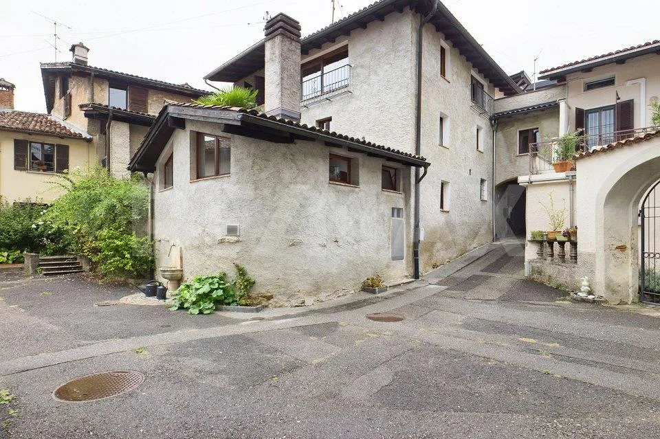 Affascinante e ampia casa con vista aperta