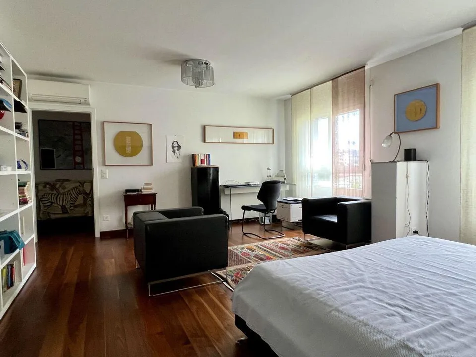 Geräumige und elegante 270 m² Wohnung im letzten Stock – Foto 12 von 15