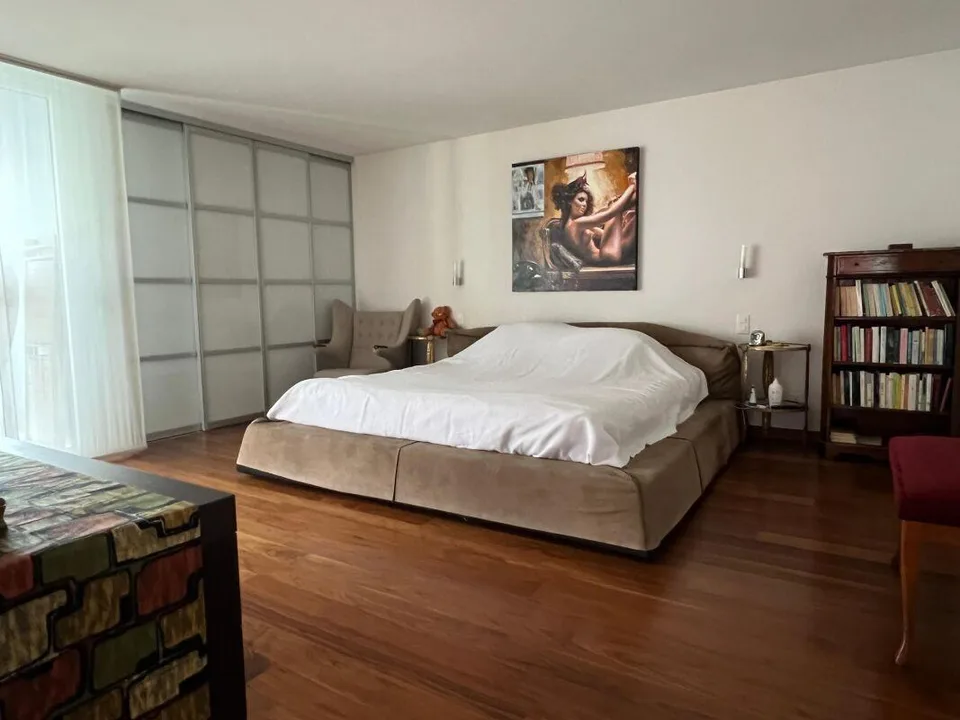 Geräumige und elegante 270 m² Wohnung im letzten Stock – Foto 9 von 15
