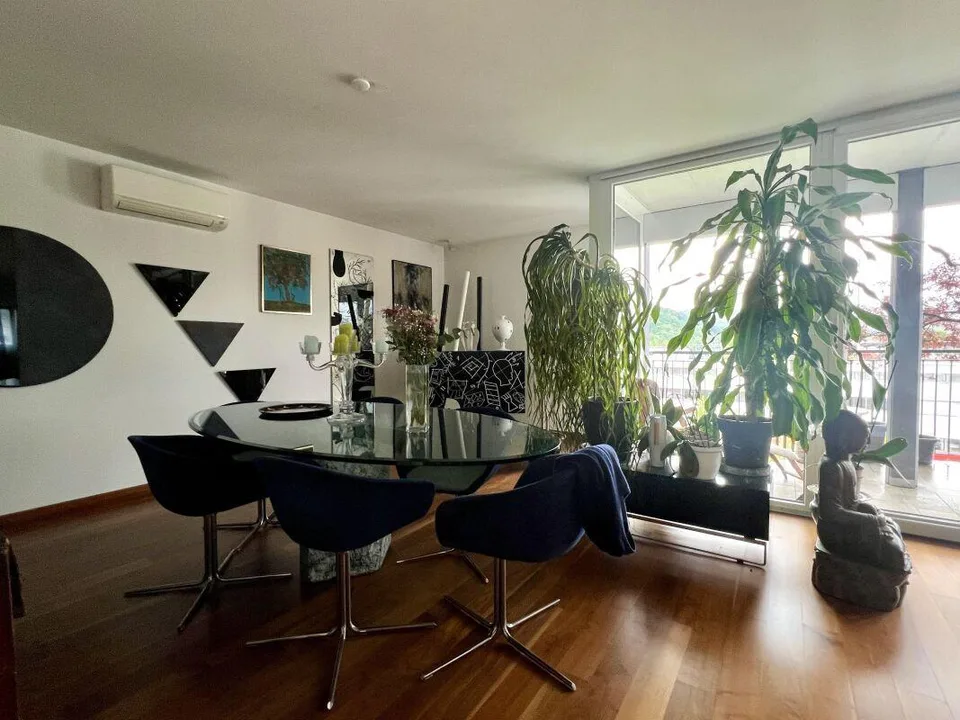 Geräumige und elegante 270 m² Wohnung im letzten Stock – Foto 6 von 15