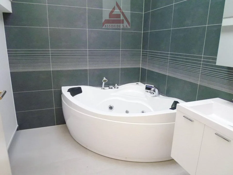 Attico duplex di 5.5 locali / 5.5-Zimmer-Duplex-Attikawohnung – Foto 6 von 7