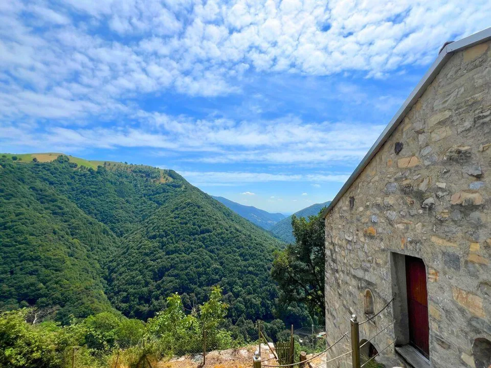 Schönes renoviertes Landhaus mit offenem Blick ins Tal – Foto 11 von 14