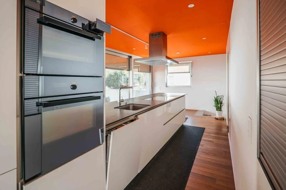 Villa moderne et spacieuse de 5.5 pièces dans un quartier calme à Cresciano – photo 38 sur 46