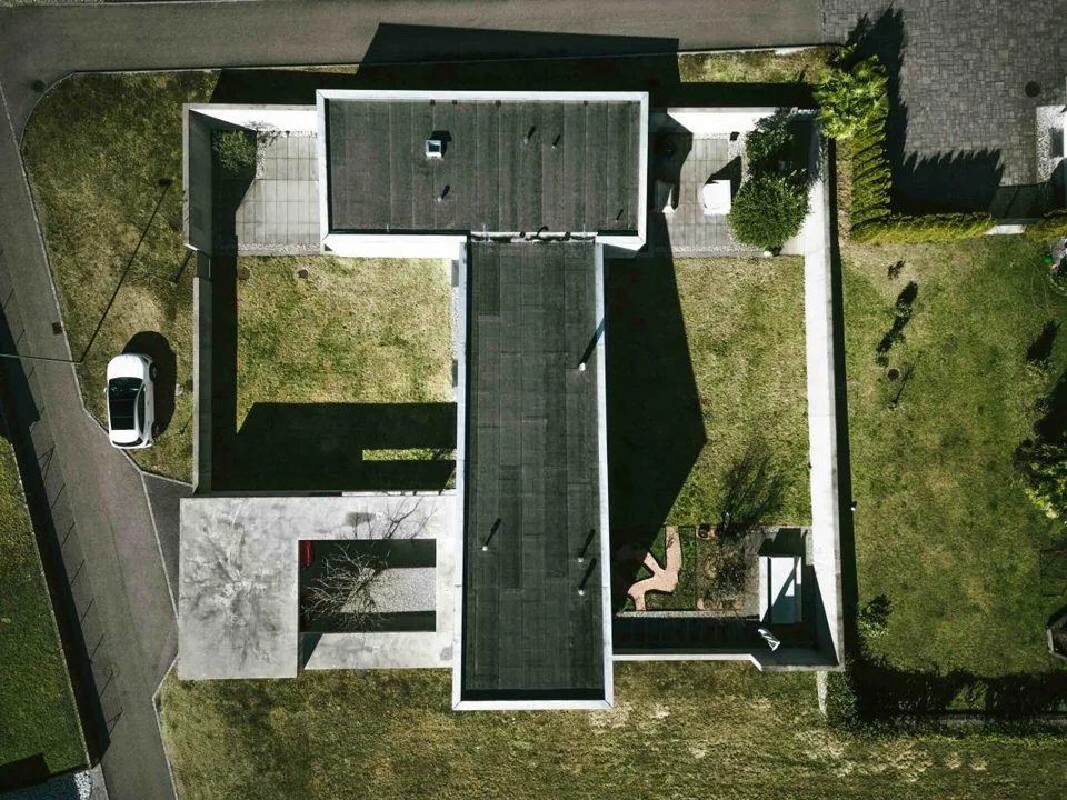 Villa moderne et spacieuse de 5.5 pièces dans un quartier calme à Cresciano – photo 26 sur 46