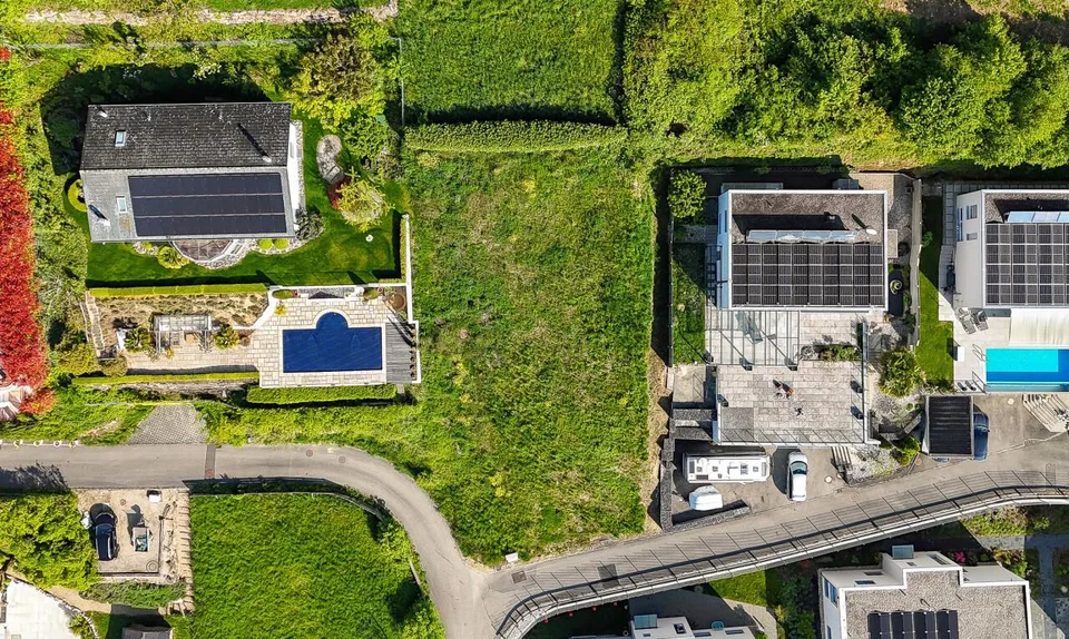 Architektenvilla mit Panoramablick auf den See und die Berge – Foto 7 von 21