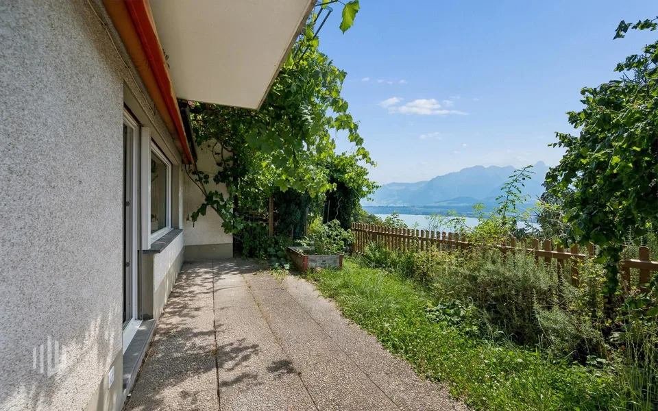 ImmoWyss -  Charmantes Zuhause mit traumhafter Sicht auf den Thunersee