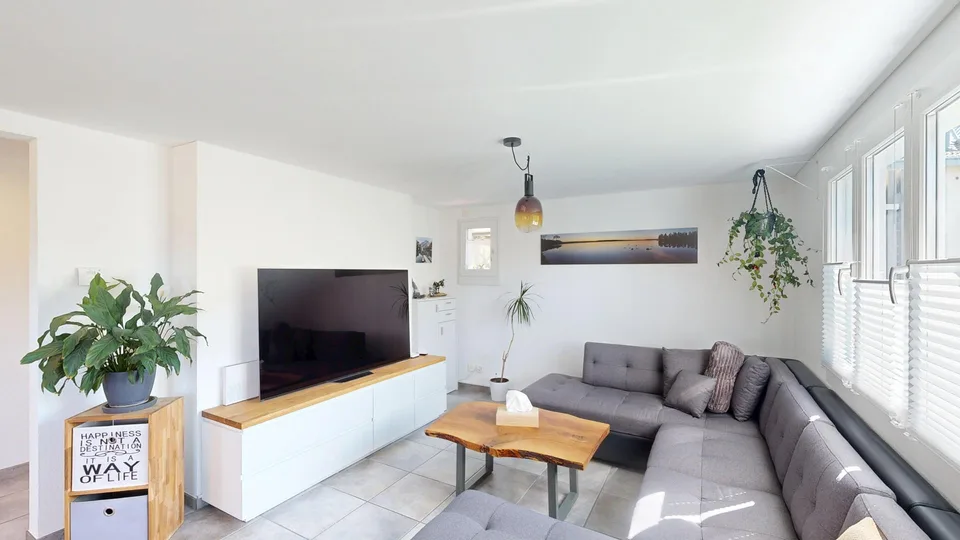 Maison familiale attrayante de 5,5 pièces dans un quartier résidentiel central
