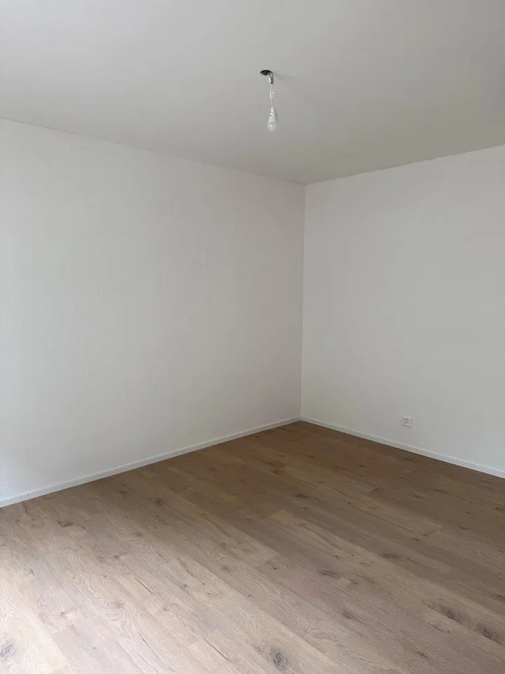 PRIMO AFFITTO - Vivere su Burghaldenweg con torre di lavanderia privata