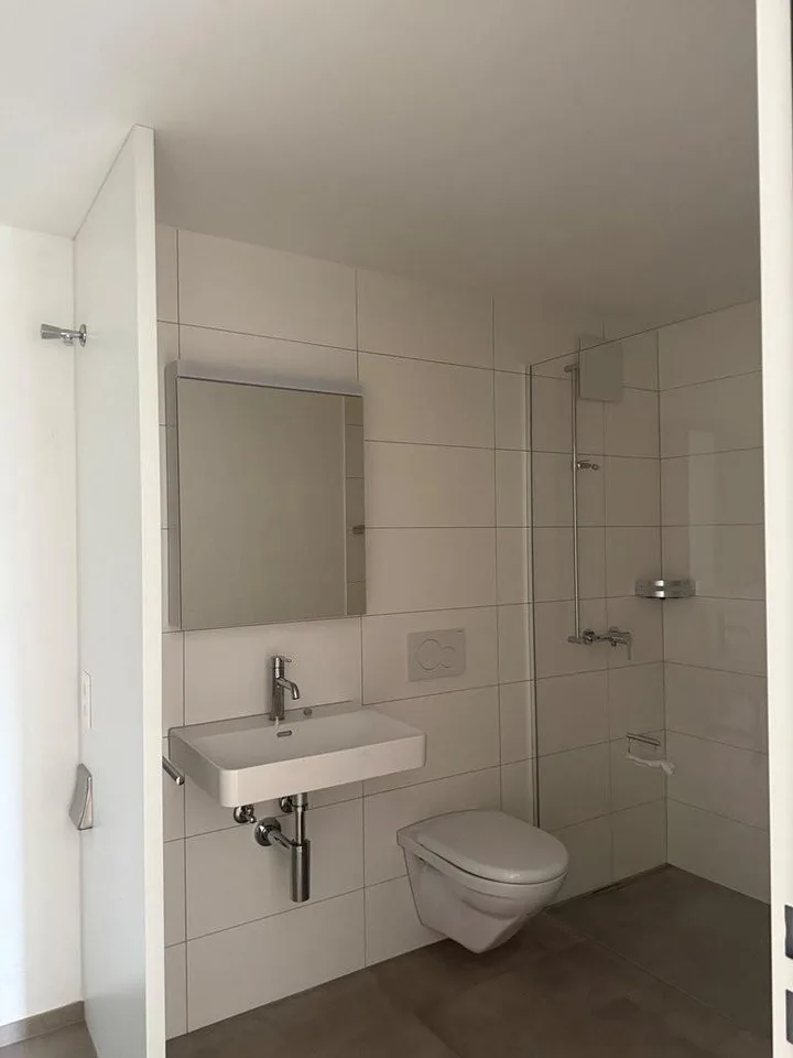 FIRST RENTAL - Living on Burghaldenweg with private laundry tower