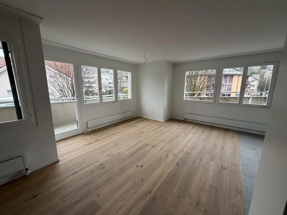 Frisch renoviert und stilvoll umgestaltet - wohnen wie im Neubau