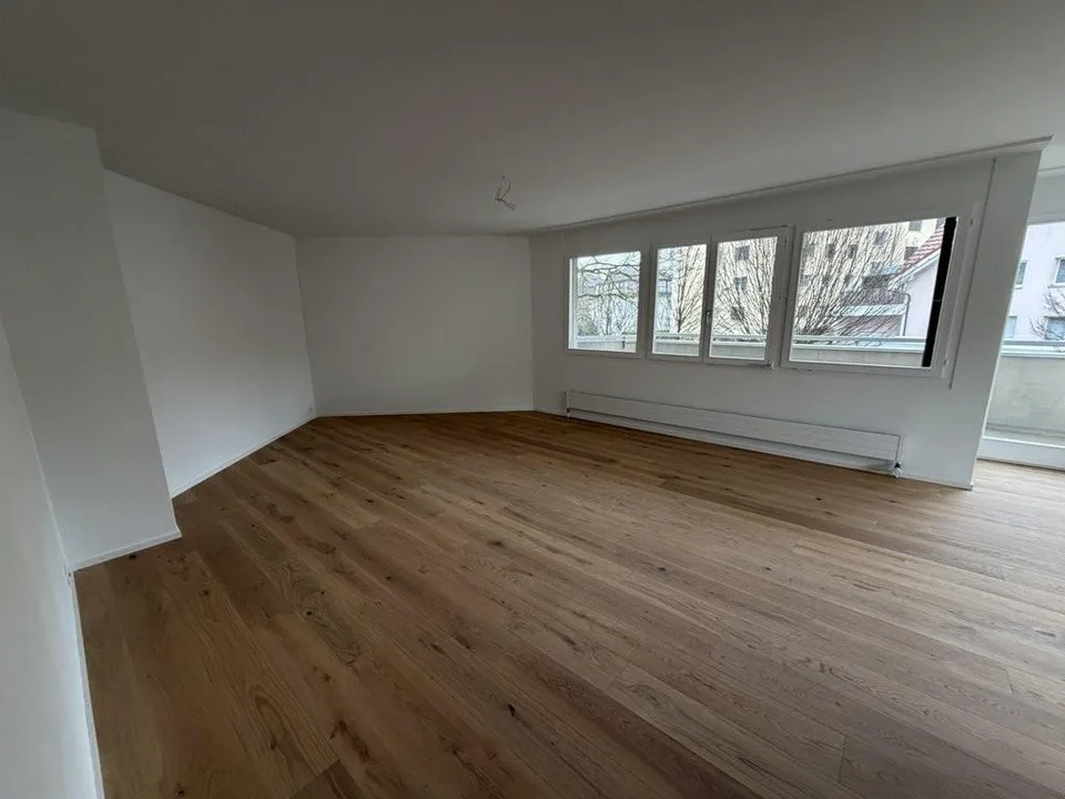 Frisch renoviert und stilvoll umgestaltet - wohnen wie im Neubau