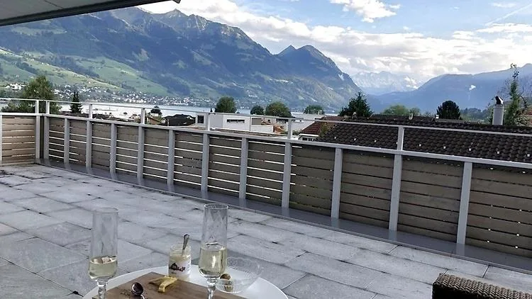 5 ZIMMER-ATTIKAWOHNUNG IN SARNEN (OW), MÖBLIERT