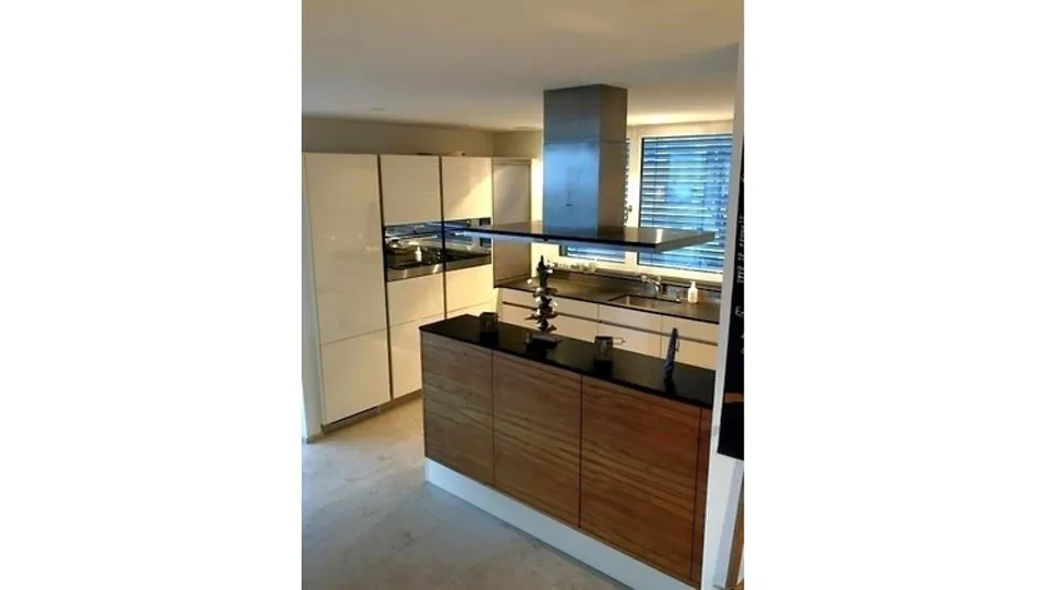 5 ZIMMER-ATTIKAWOHNUNG IN SARNEN (OW), MÖBLIERT