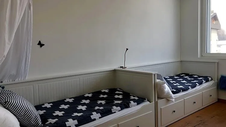 5 ZIMMER-ATTIKAWOHNUNG IN SARNEN (OW), MÖBLIERT
