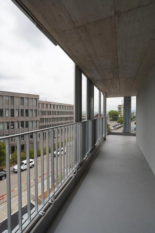 Urban living near Muttenz train station – photo 7 of 8