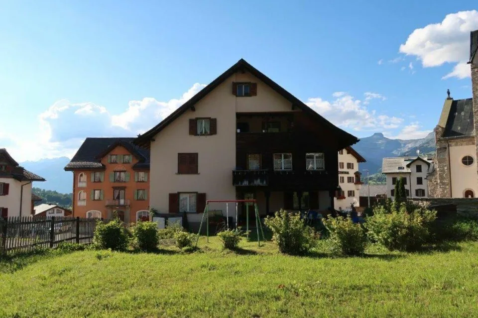 Ristorante/ Locale Commerciale a Obersaxen/Meierhof