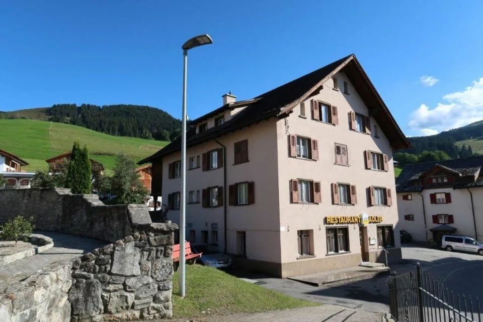Ristorante/ Locale Commerciale a Obersaxen/Meierhof