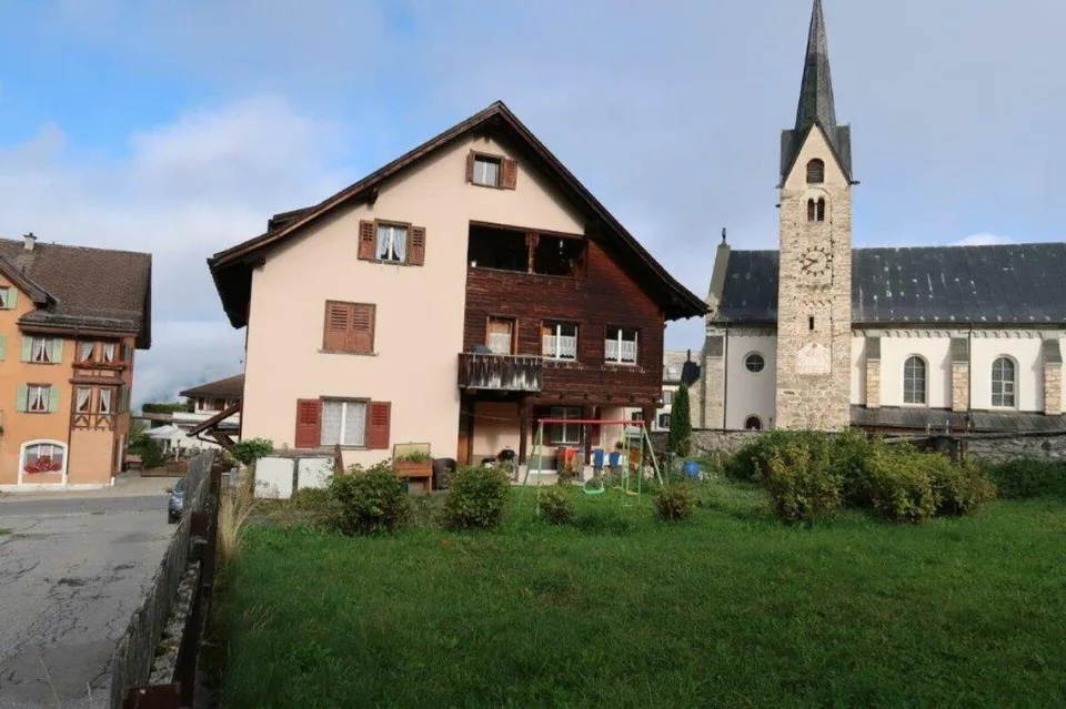 Ristorante/ Locale Commerciale a Obersaxen/Meierhof – foto 6 di 6