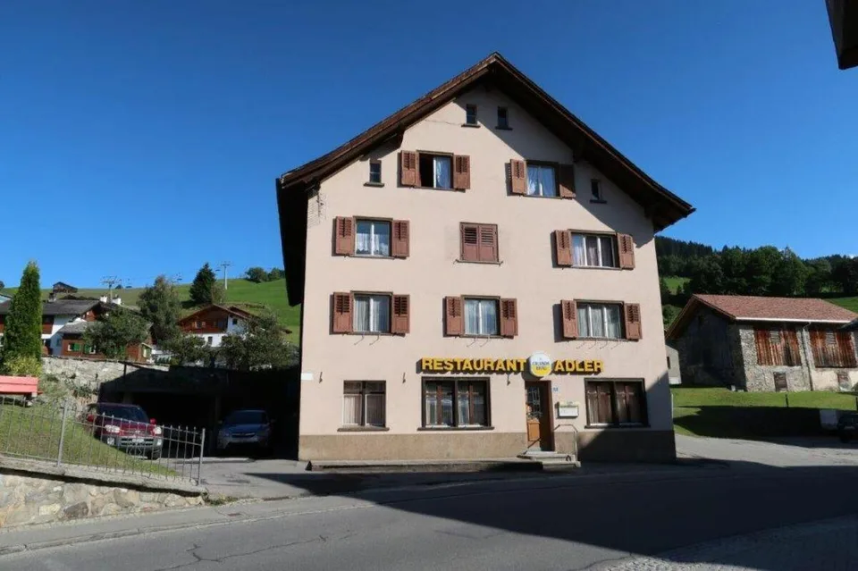 Restaurant/Ladenlokalität in Obersaxen/Meierhof