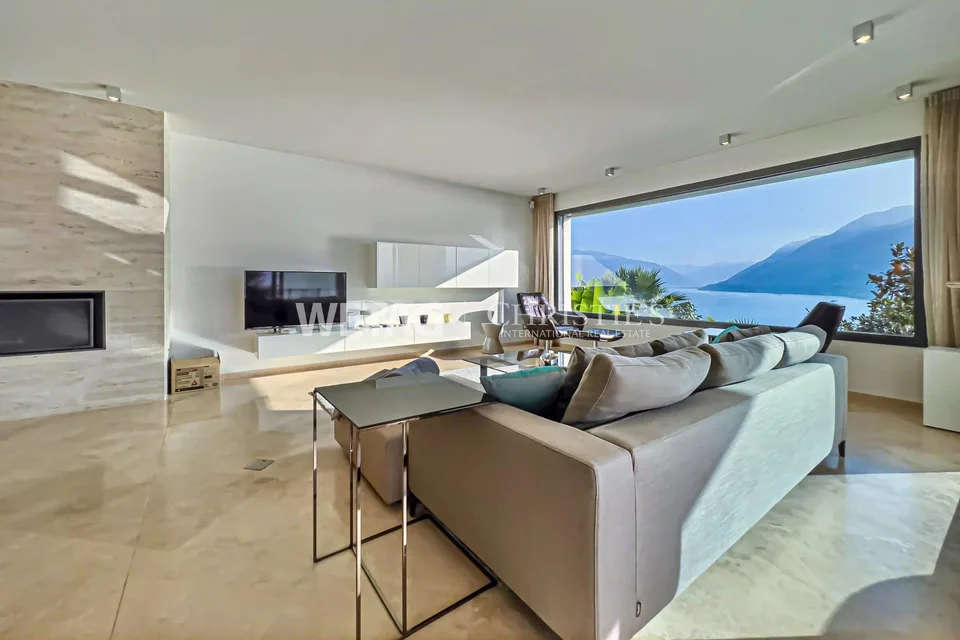 Brissago: Luxus-Villa mit atemberaubendem Seeblick an exklusiver Lage zu verkaufen – Foto 10 von 12