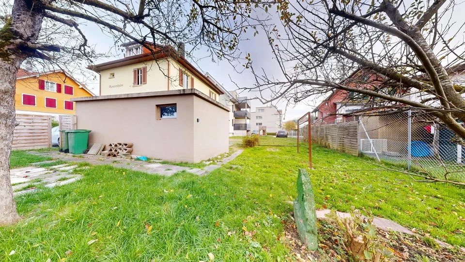 Maison unifamiliale à rénover avec potentiel