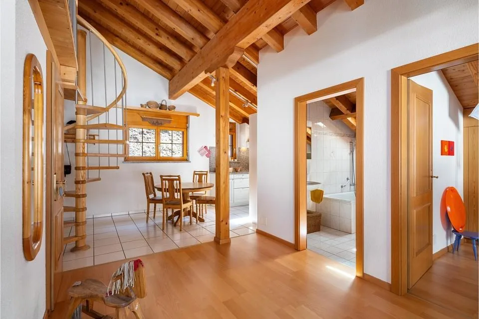 Exklusive 3.5-Zimmer-Dachwohnung mit Galerie an Toplage in Leukerba...
