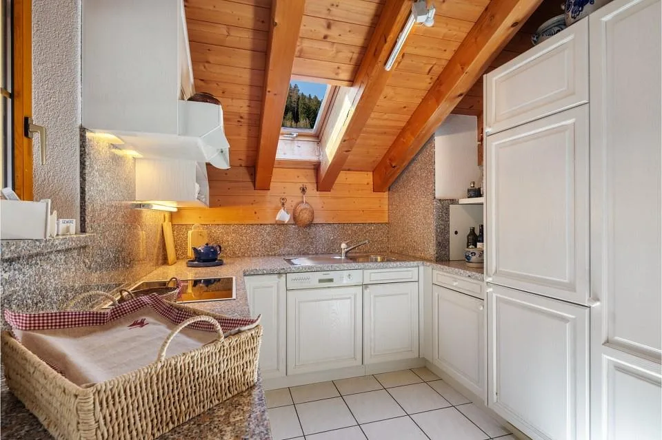 Exklusive 3.5-Zimmer-Dachwohnung mit Galerie an Toplage in Leukerba...