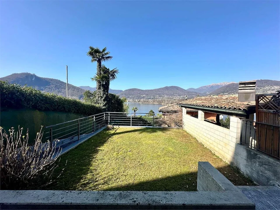 Collina d'Oro - Casa di nucleo vista lago (2a res)