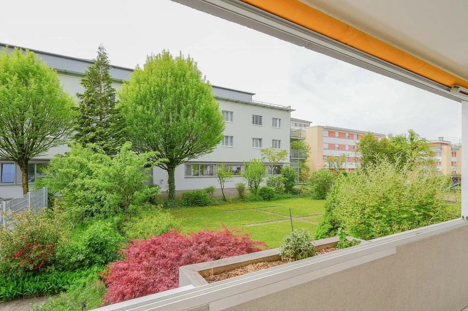 Hell, freundlich und ideal zentral: 3.5 Zimmer-Wohnung nahe Einkauf...