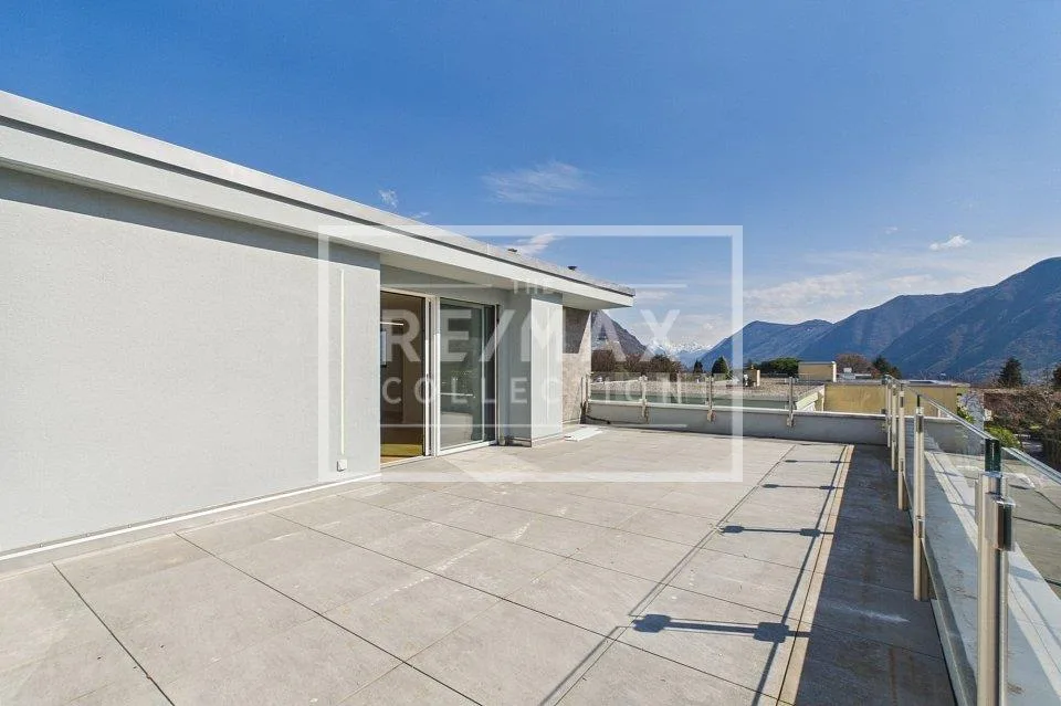 Nuovo e moderno appartamento duplex di 3 ½ locali con ampia terrazza e splendida vista