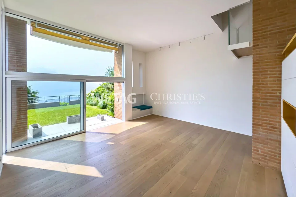 Lugano-Porza: casa a schiera con giardino privato & vista lago in vendita, anche possibile come seconda casa