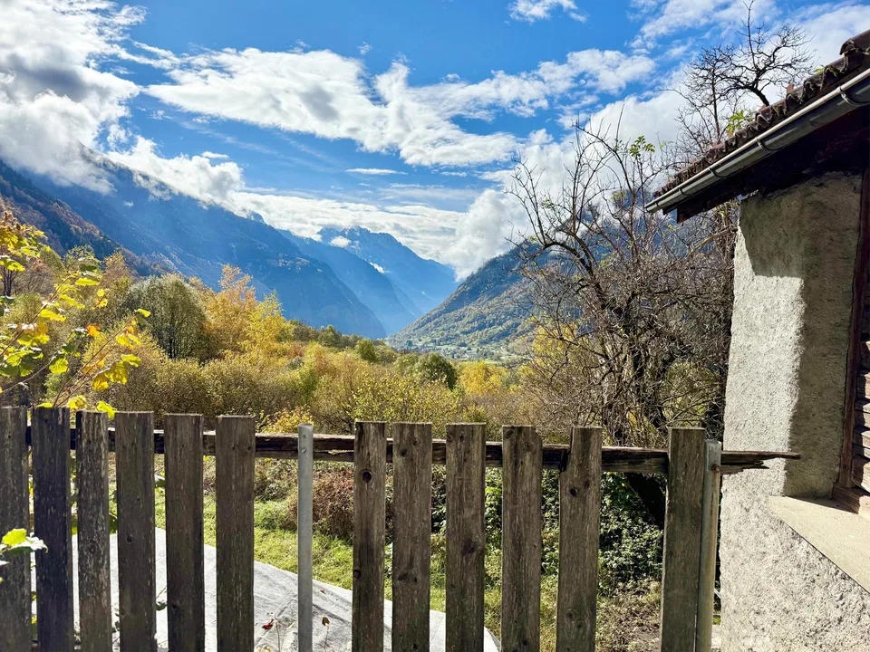 Alpine Berghütte auf 900 m mit Privatzugang und 21.000 m² Land – photo 13 sur 16