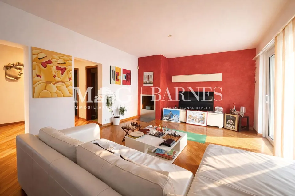 Lugano, Castagnola: Appartamento 4 locali con vista lago e box privato – Foto 6 von 9