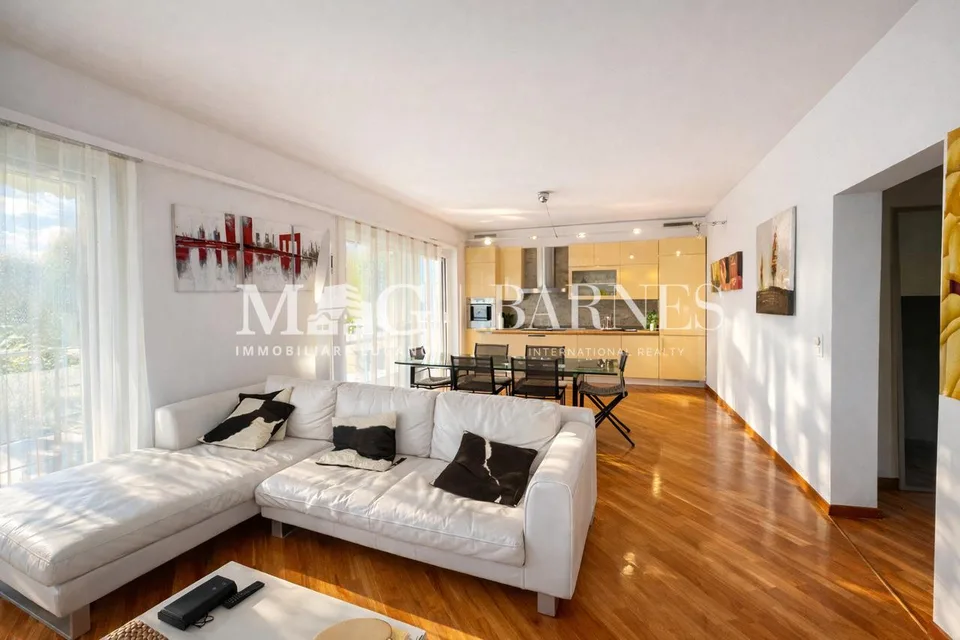 Lugano, Castagnola: Appartamento 4 locali con vista lago e box privato