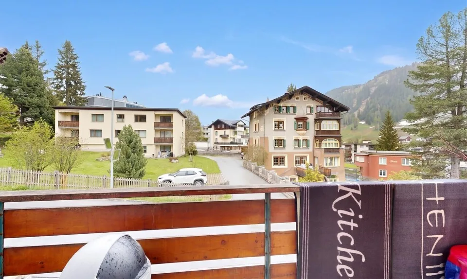 Charmante 4.5-Zimmerwohnung an ruhiger Lage in Davos Platz